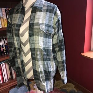 Christopher And Banks Green Flannel Size Large